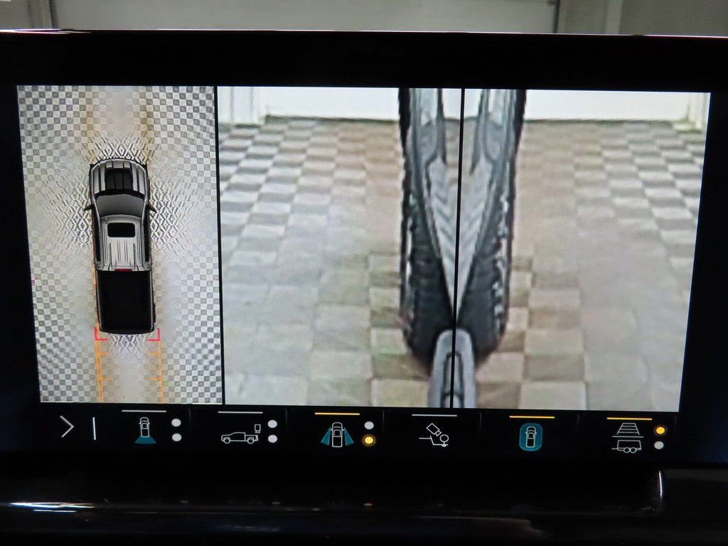 Used 2023 Chevrolet Silverado 1500 ZR2 w/ Technology Package image 20