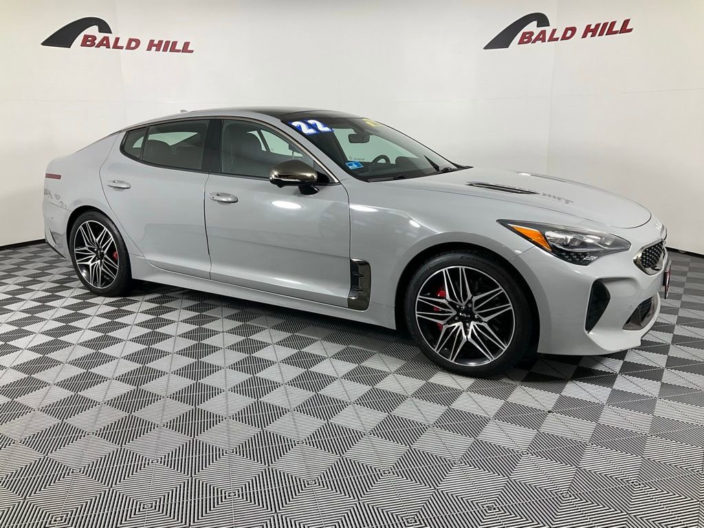 Used 2022 Kia Stinger GT2