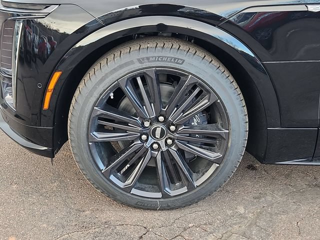 New 2026 Cadillac Lyriq V AWD/4WD image 26