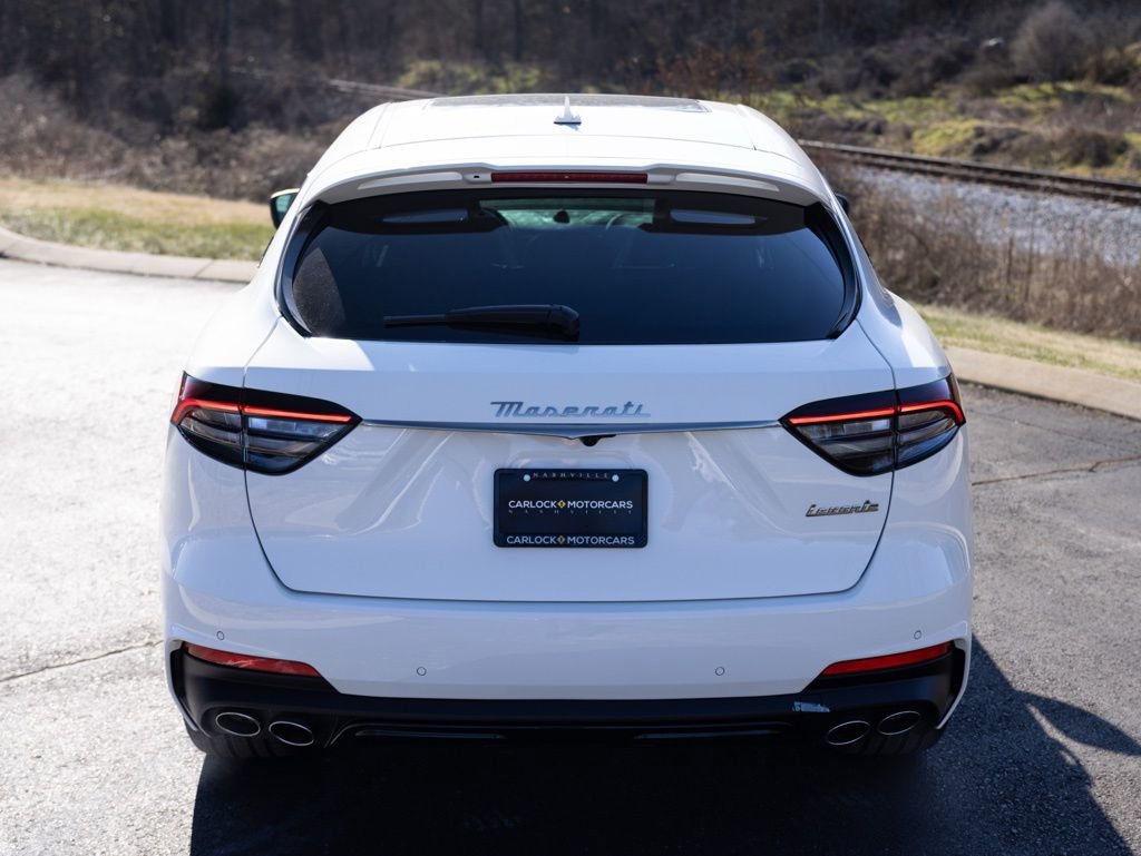 Used 2024 Maserati Levante Modena Ultima image 6