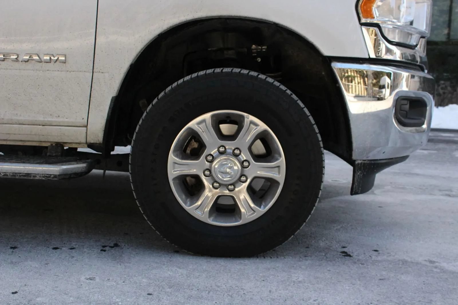 Used 2024 RAM 2500 Big Horn AWD/4WD image 4