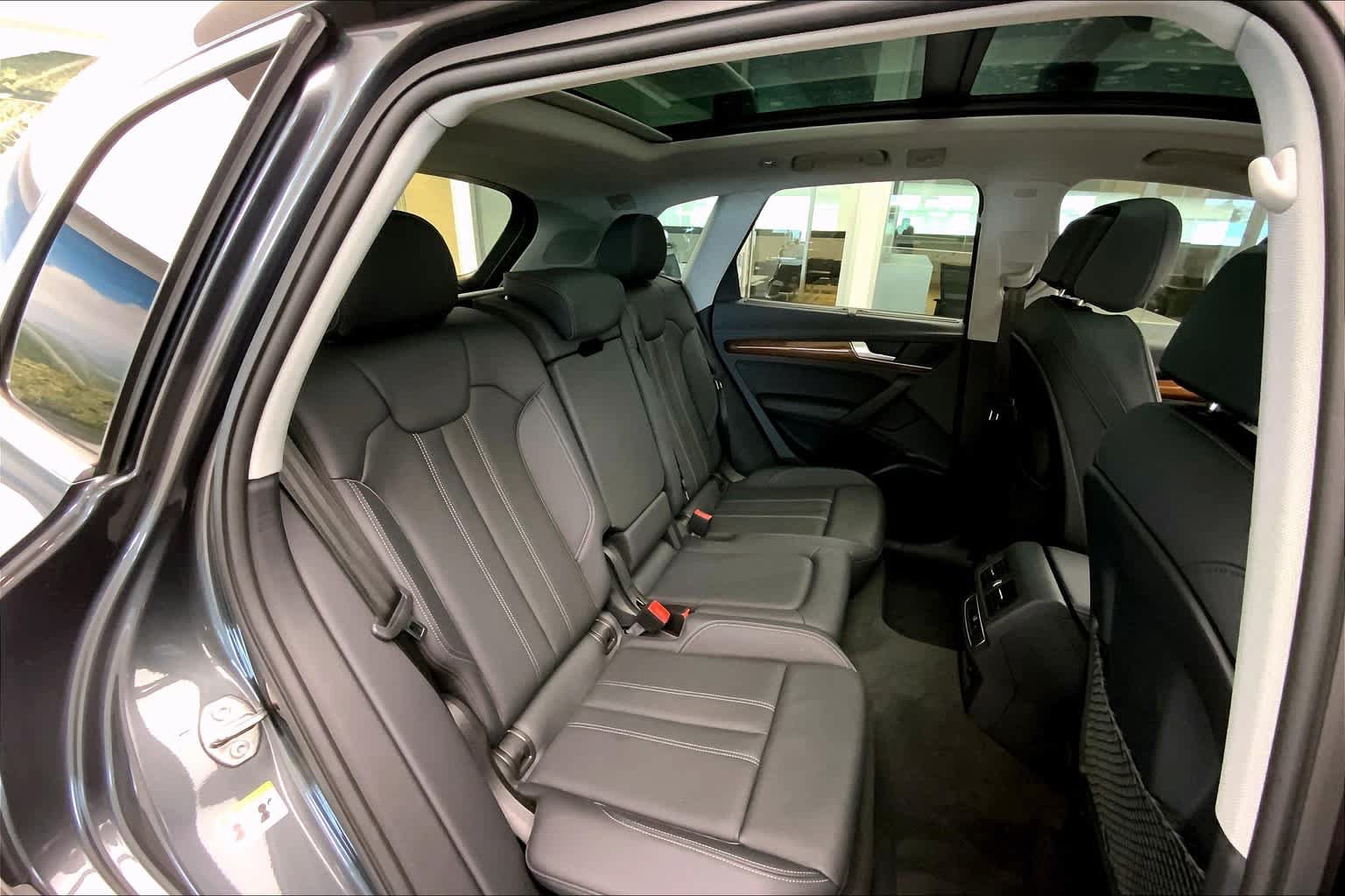 Used 2023 Audi Q5 2.0T Premium Plus w/ Premium Plus Package AWD/4WD image 20