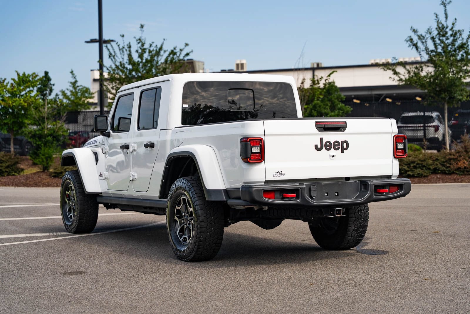 Used 2022 Jeep Gladiator Rubicon w/ LED Lighting Group AWD/4WD image 5