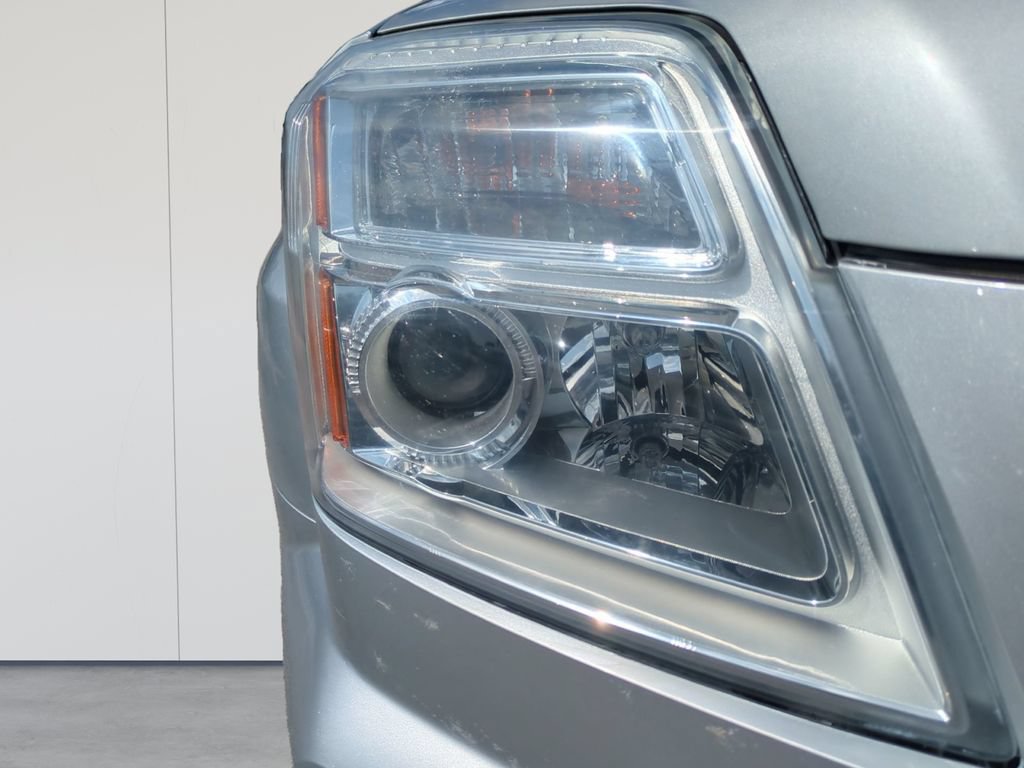 Used 2017 GMC Terrain SLT w/ Driver Alert Package I FWD image 9