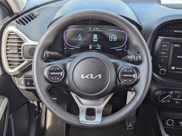 Used 2025 Kia Soul LX w/ LX Technology Package image 18