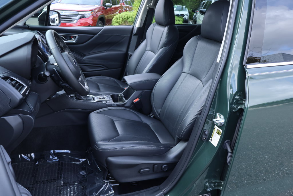 Certified 2024 Subaru Forester Touring AWD/4WD image 15