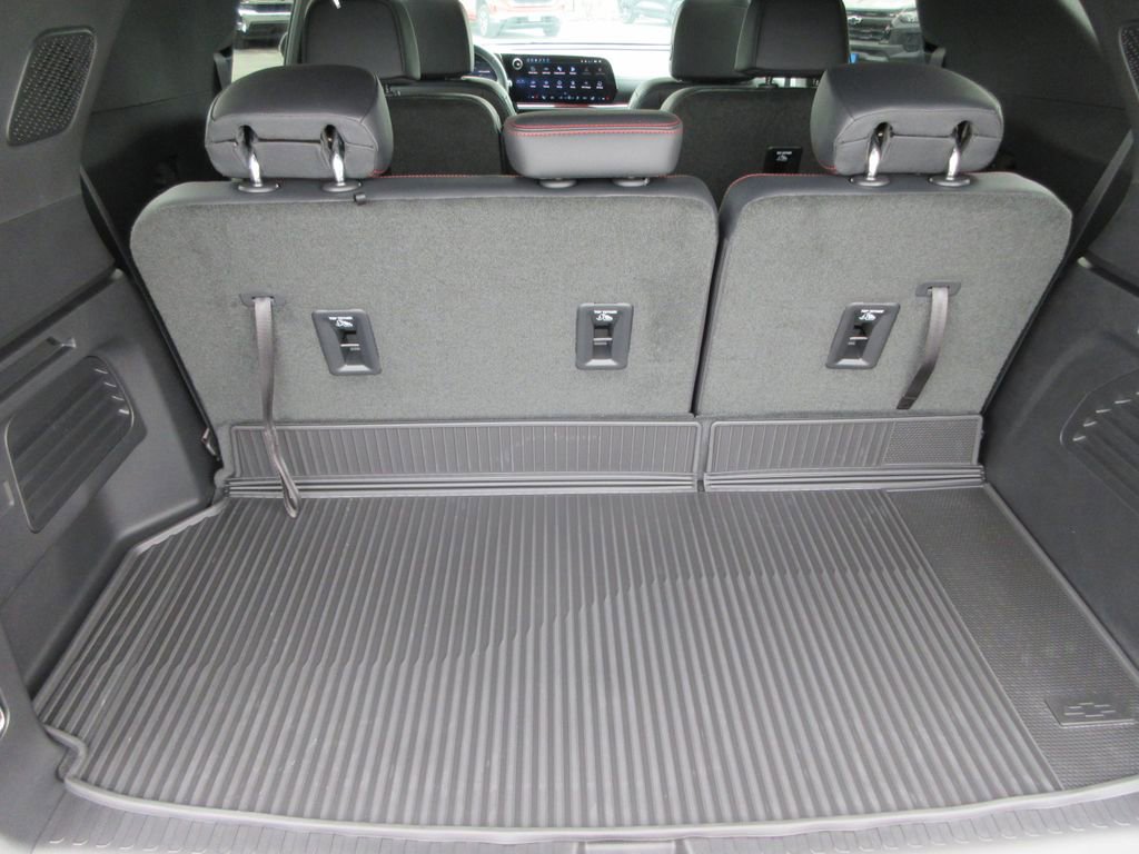 New 2026 Chevrolet Traverse Z71 image 12