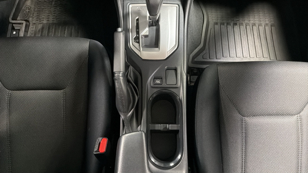 Certified 2021 Subaru Crosstrek 2.0i AWD/4WD image 37