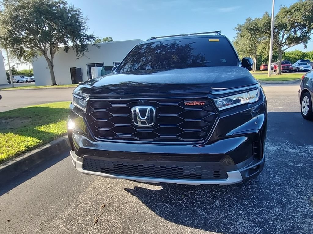 Used 2024 Honda Pilot TrailSport image 9