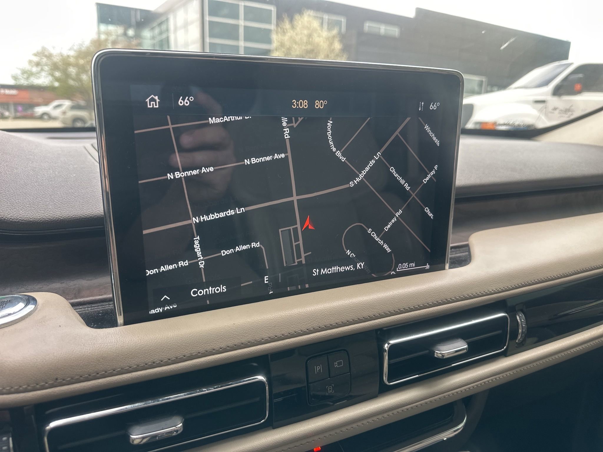 Used 2020 Lincoln Aviator Reserve w/ Equipment Group 202A image 27