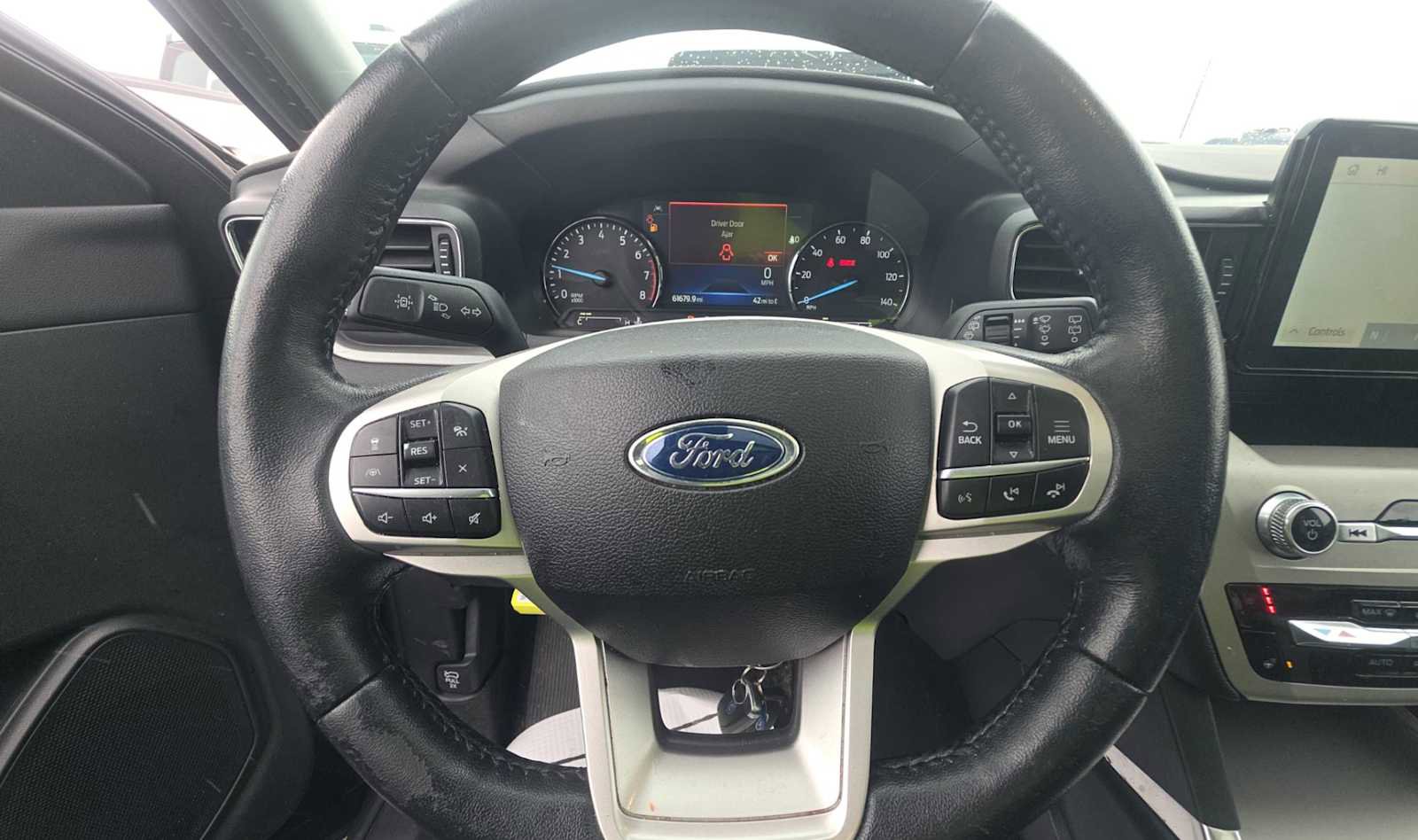 Used 2023 Ford Explorer XLT w/ Equipment Group 202A image 19