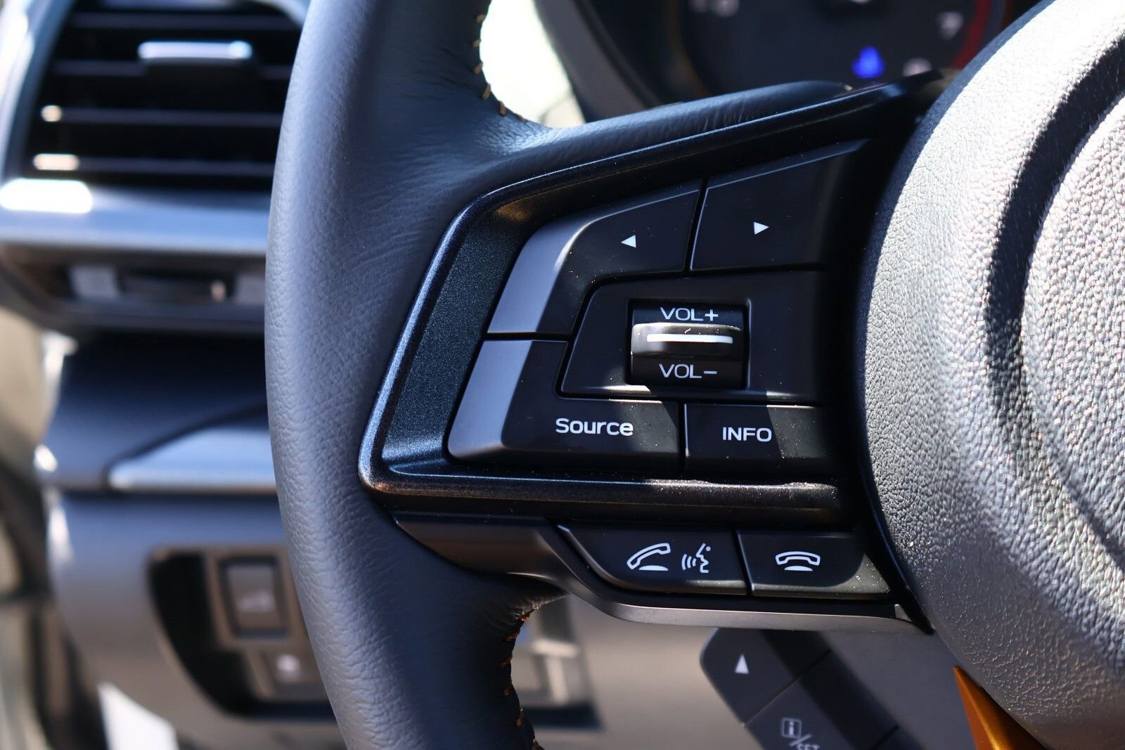 Used 2024 Subaru Forester Wilderness w/ Convenience Package image 31