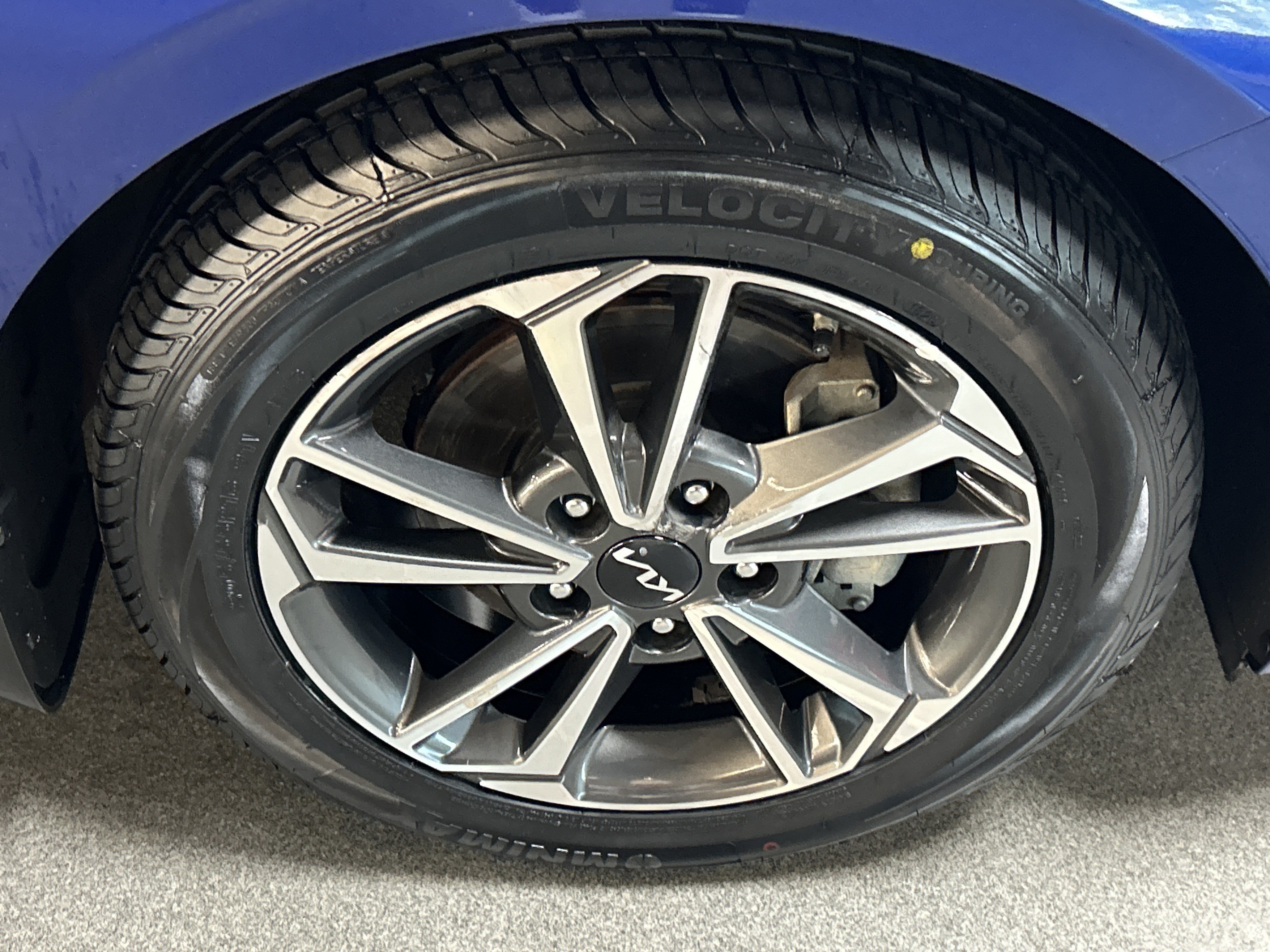 Used 2022 Kia Forte LXS FWD image 13