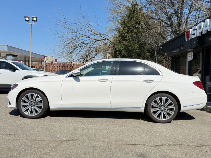 Used 2018 Mercedes-Benz E 400 4MATIC Sedan image 9