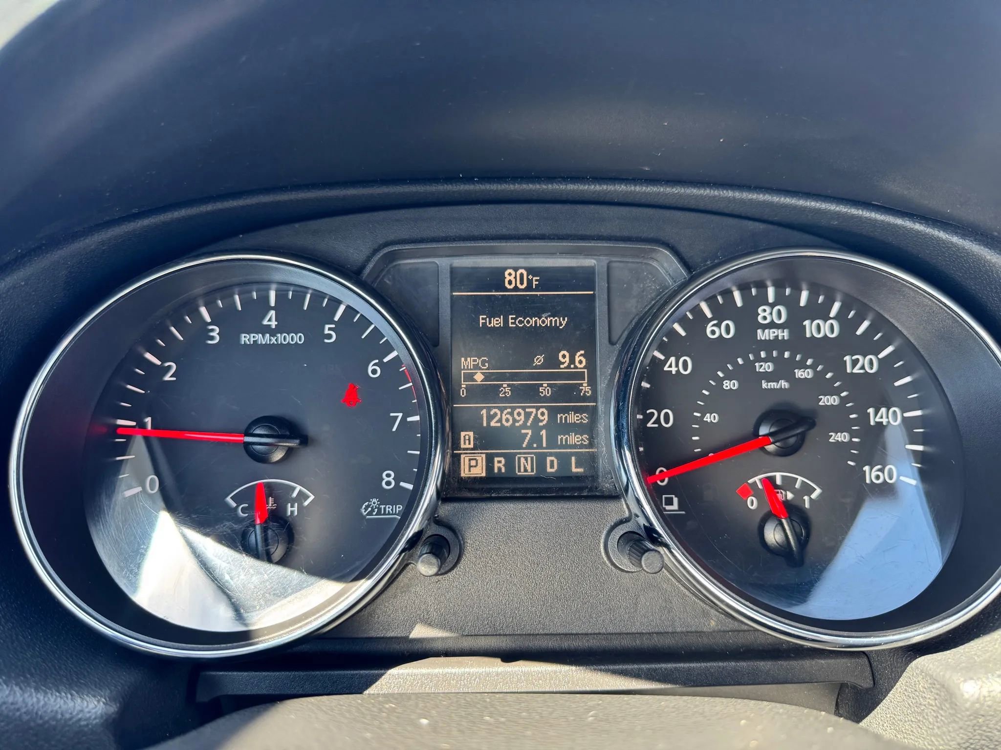 Used 2015 Nissan Rogue S image 14