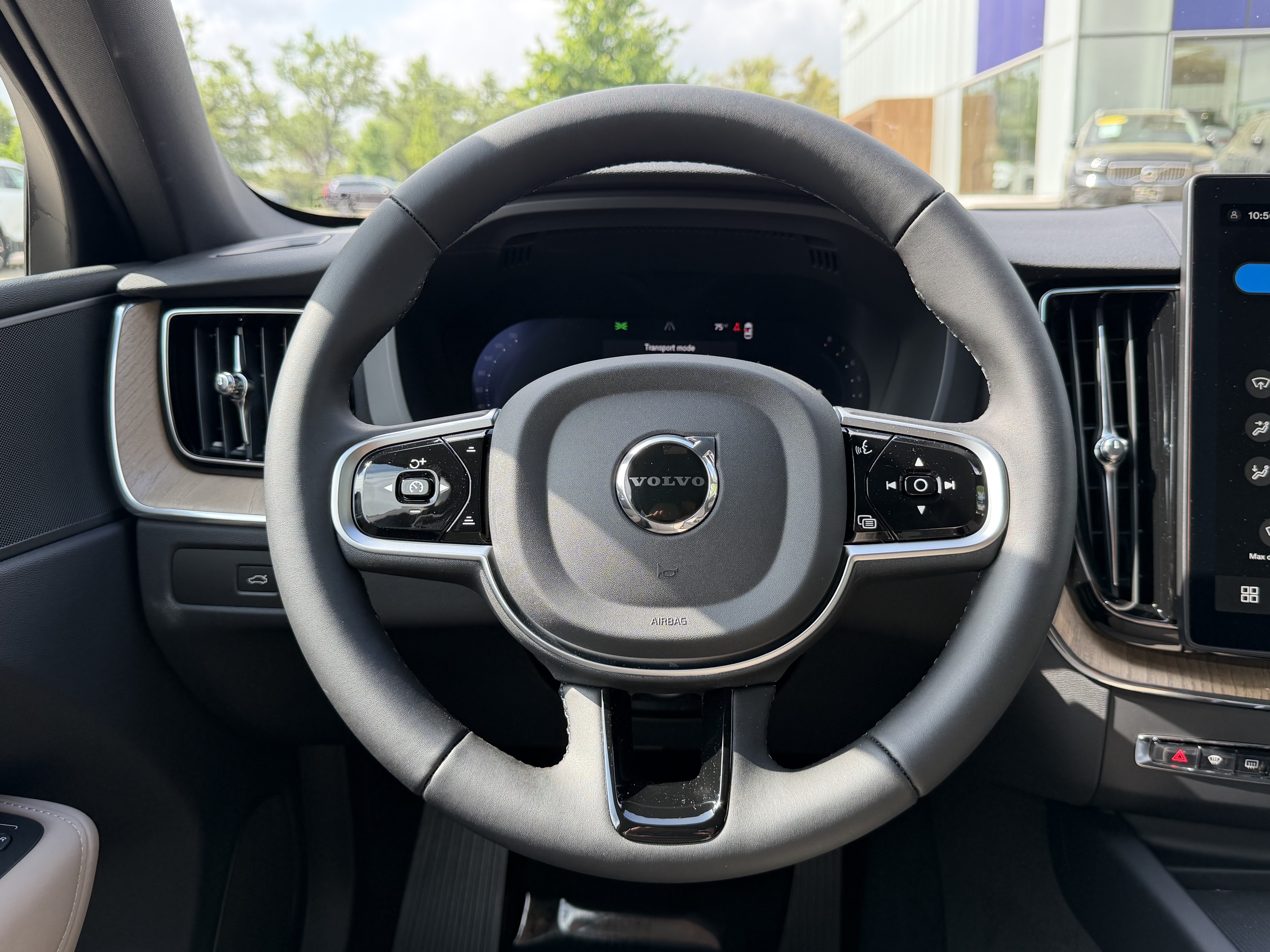 New 2026 Volvo XC60 B5 Plus w/ Protection Package Premier AWD/4WD image 14