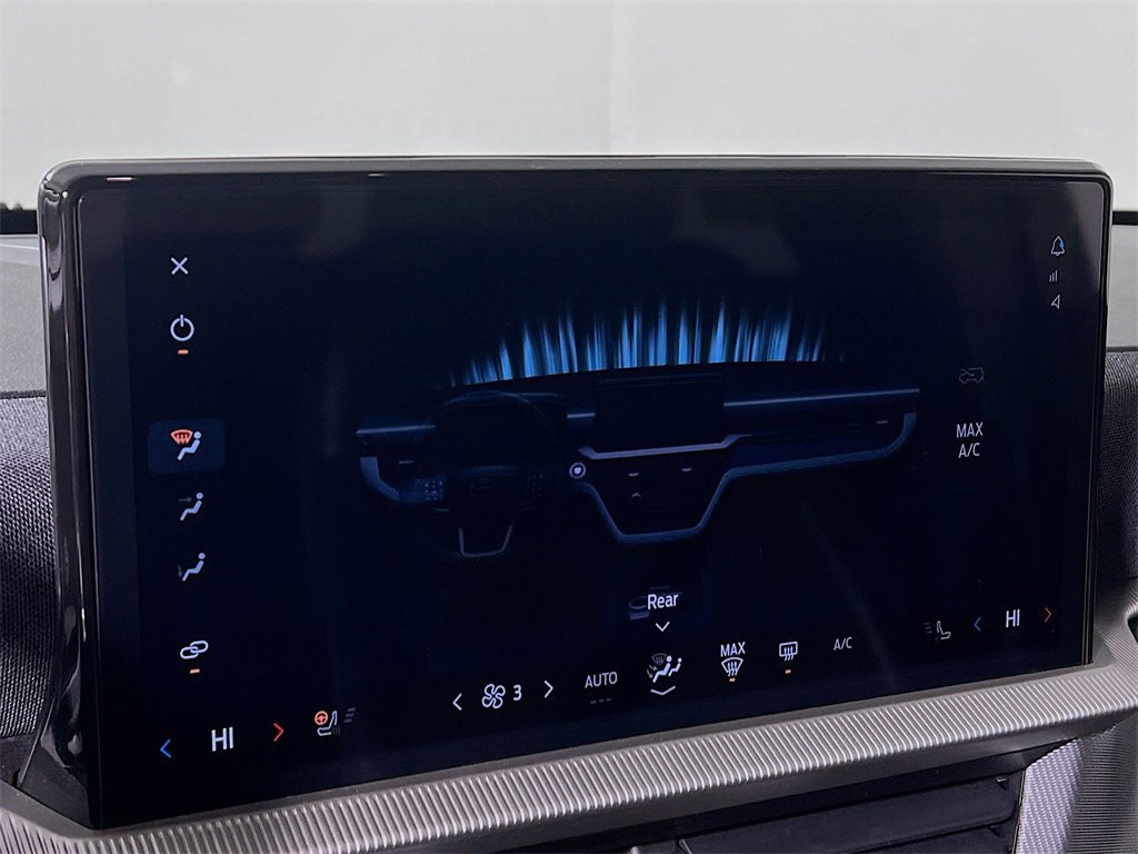 Used 2025 Ford Explorer ST-Line w/ ST-Line Street Pack image 15