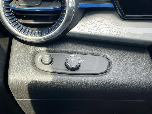 New 2026 Chevrolet Trax LT image 29