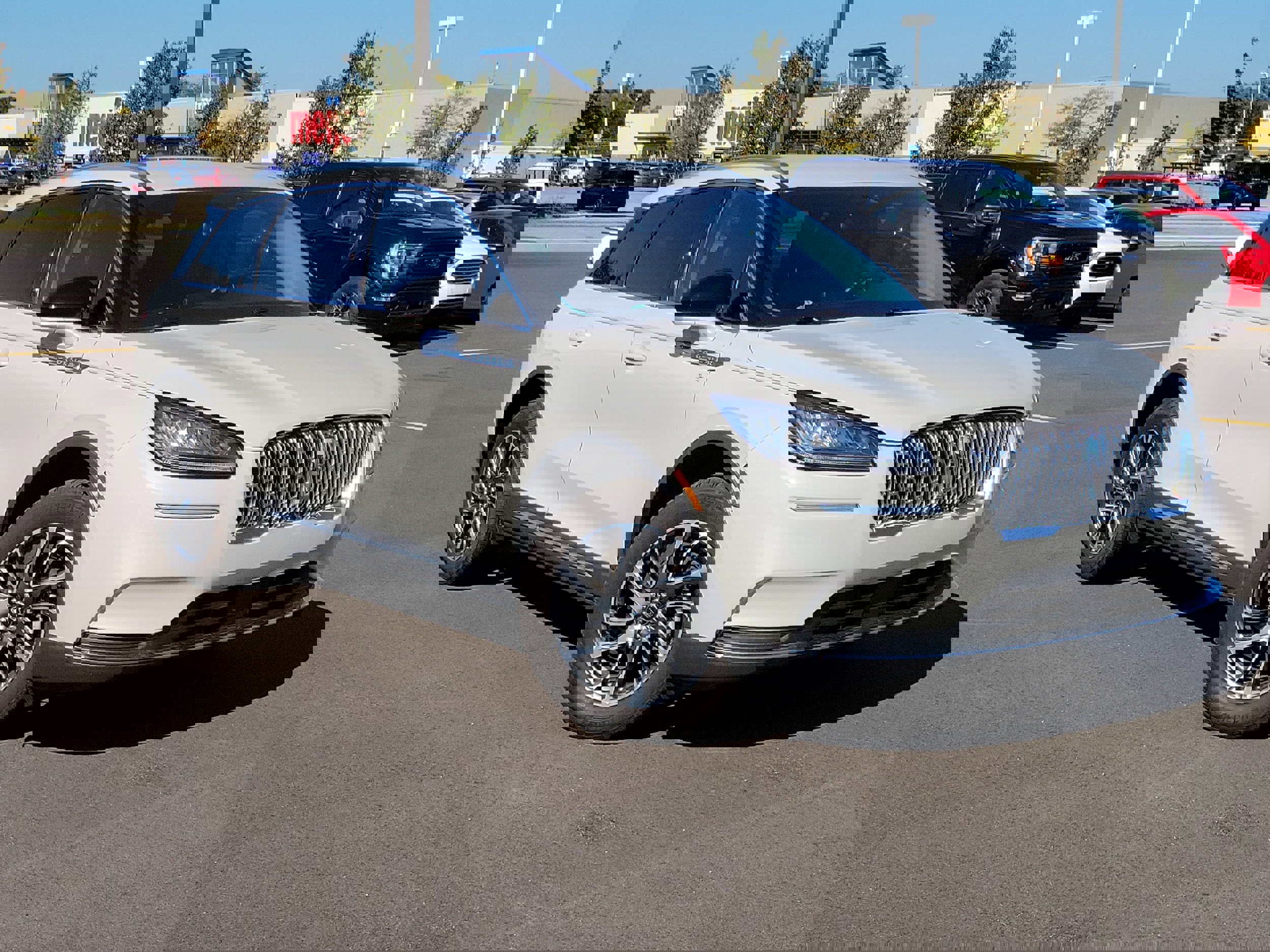 Used 2022 Lincoln Corsair AWD w/ Equipment Group 101A image 31