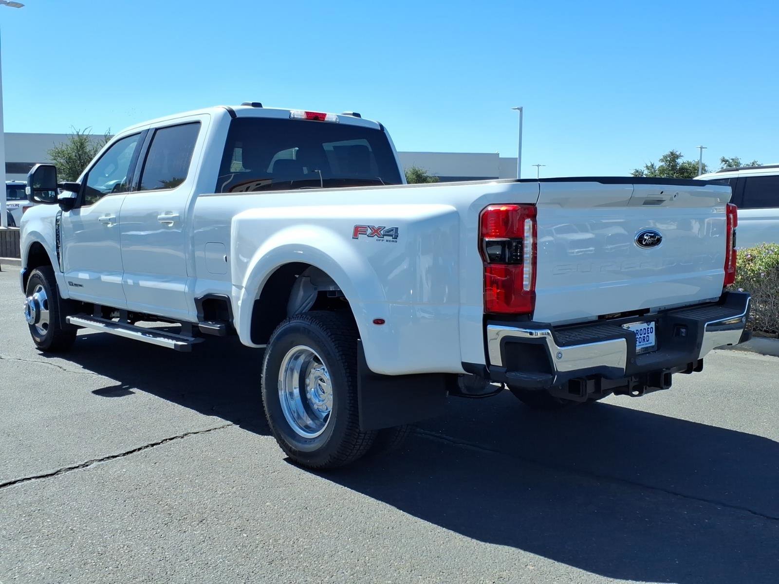 New 2026 Ford F350 Lariat AWD/4WD image 3
