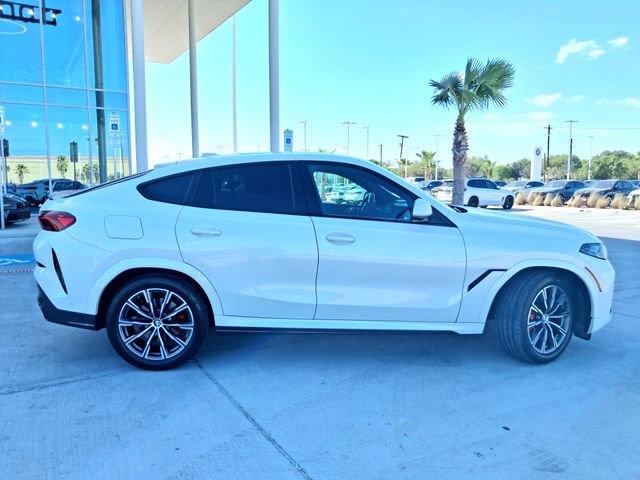 Used 2024 BMW X6 xDrive40i w/ M Sport Professional Package AWD/4WD image 8