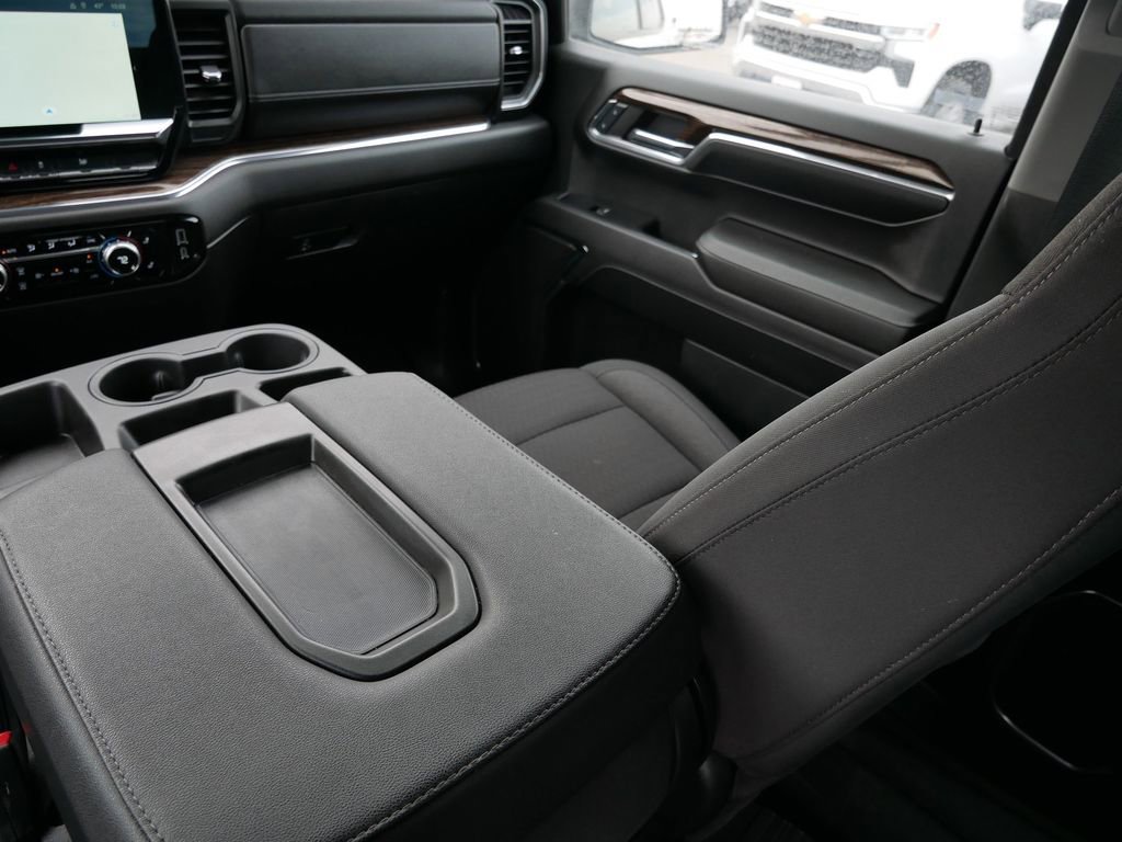 Used 2024 GMC Sierra 1500 Elevation image 15