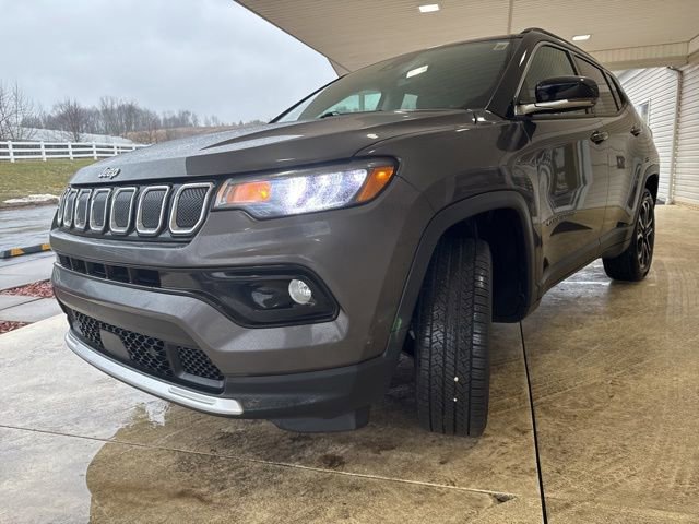 Used 2022 Jeep Compass Limited image 11