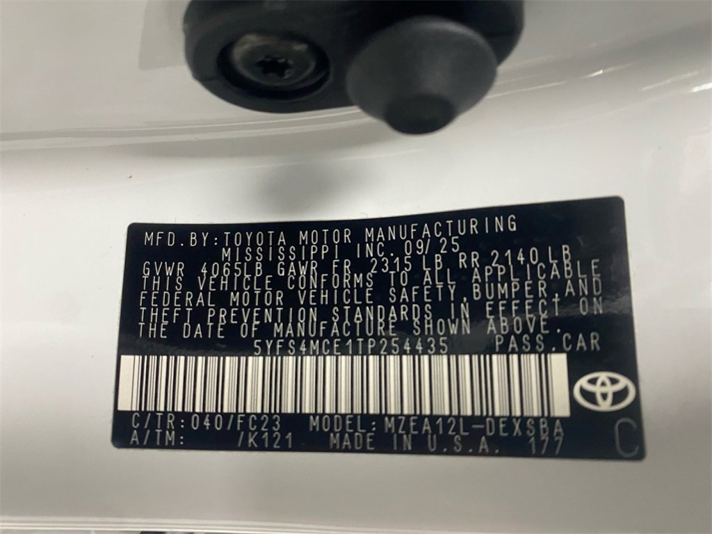 Used 2026 Toyota Corolla SE image 17