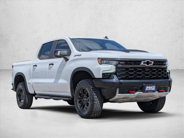 Used 2023 Chevrolet Silverado 1500 ZR2 w/ Technology Package image 3