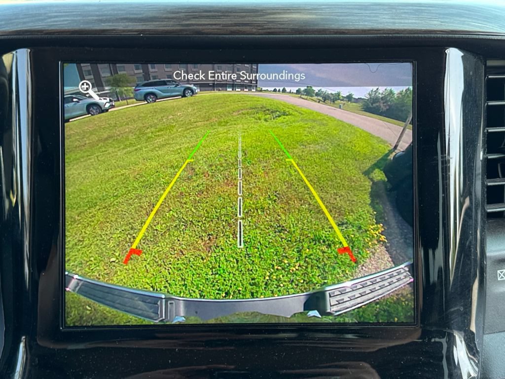 Used 2019 RAM 1500 Laramie AWD/4WD image 22