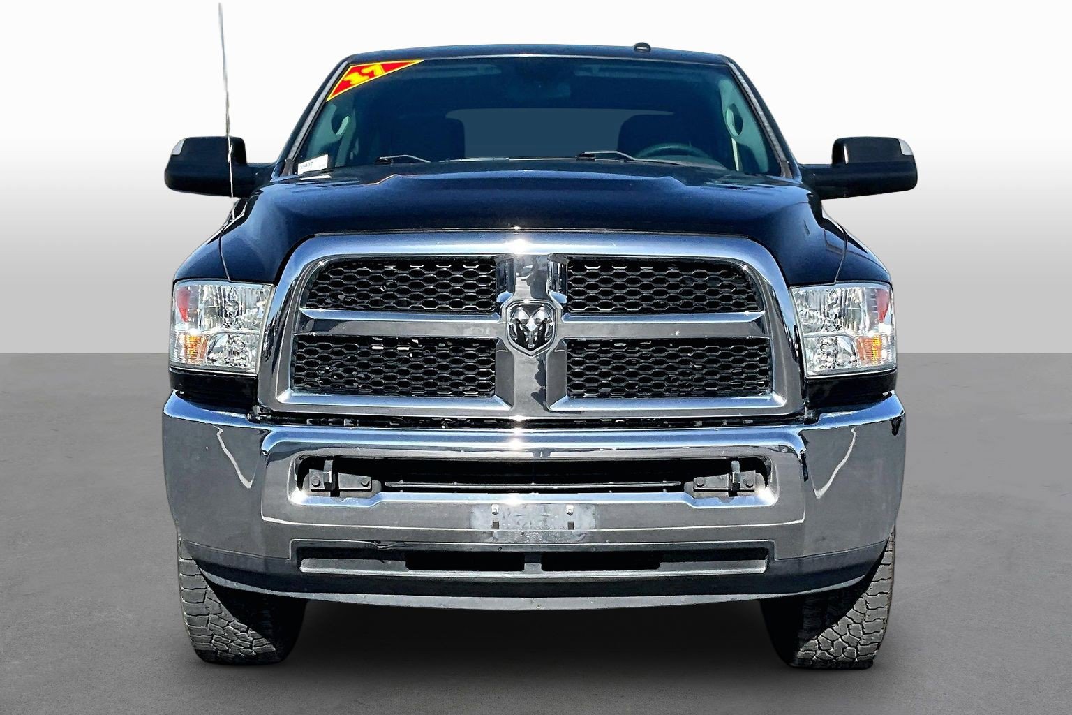 Used 2017 RAM 2500 Tradesman w/ Chrome Appearance Group AWD/4WD image 2