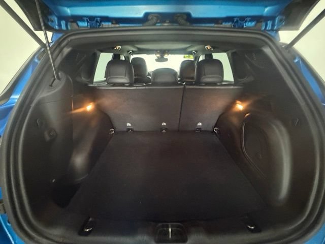 Used 2023 Jeep Compass Latitude w/ Sun and Sound Group AWD/4WD image 10