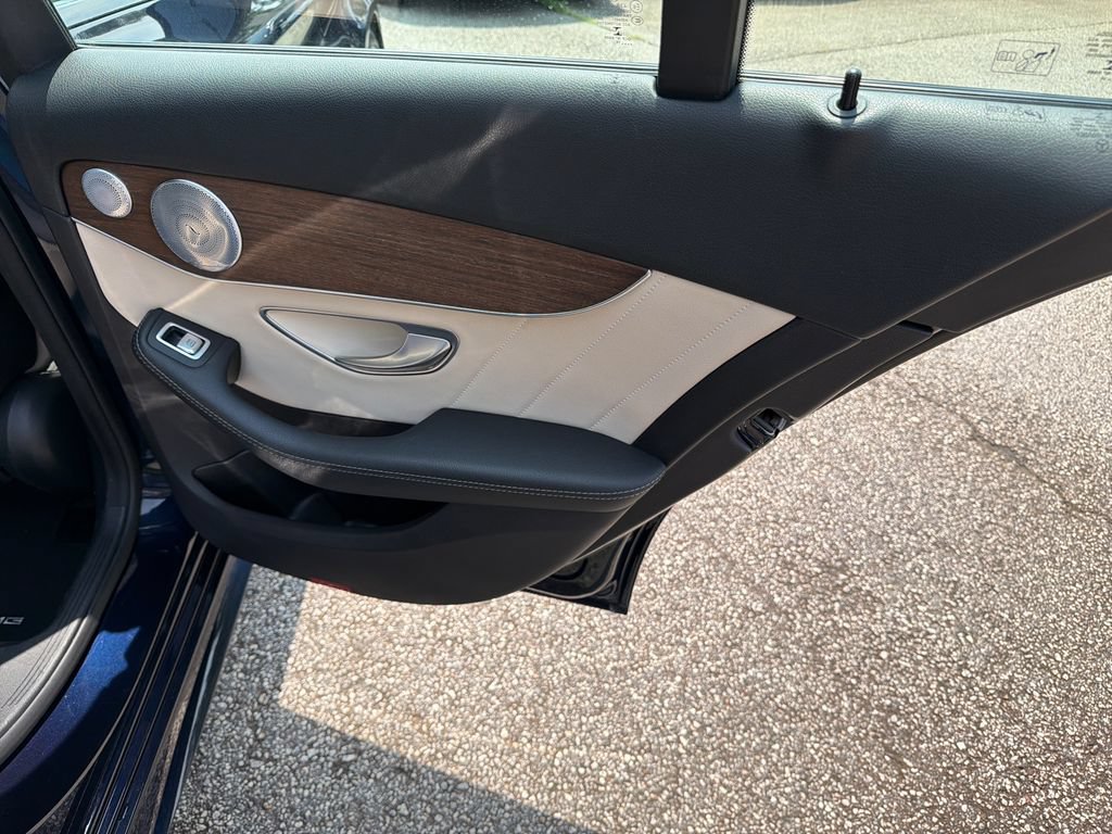 Used 2019 Mercedes-Benz C 300 Sedan image 16