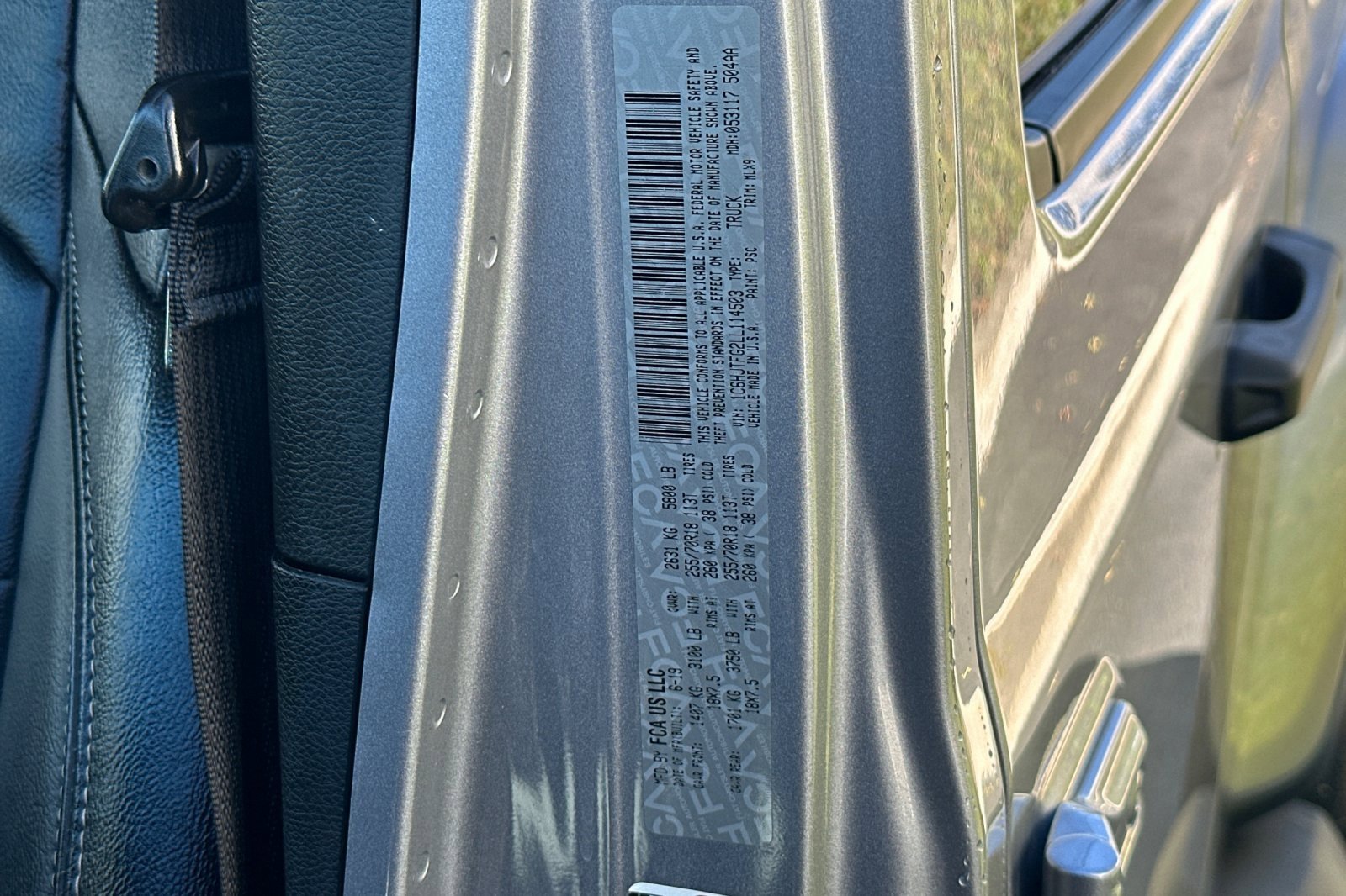 Used 2020 Jeep Gladiator Overland image 29