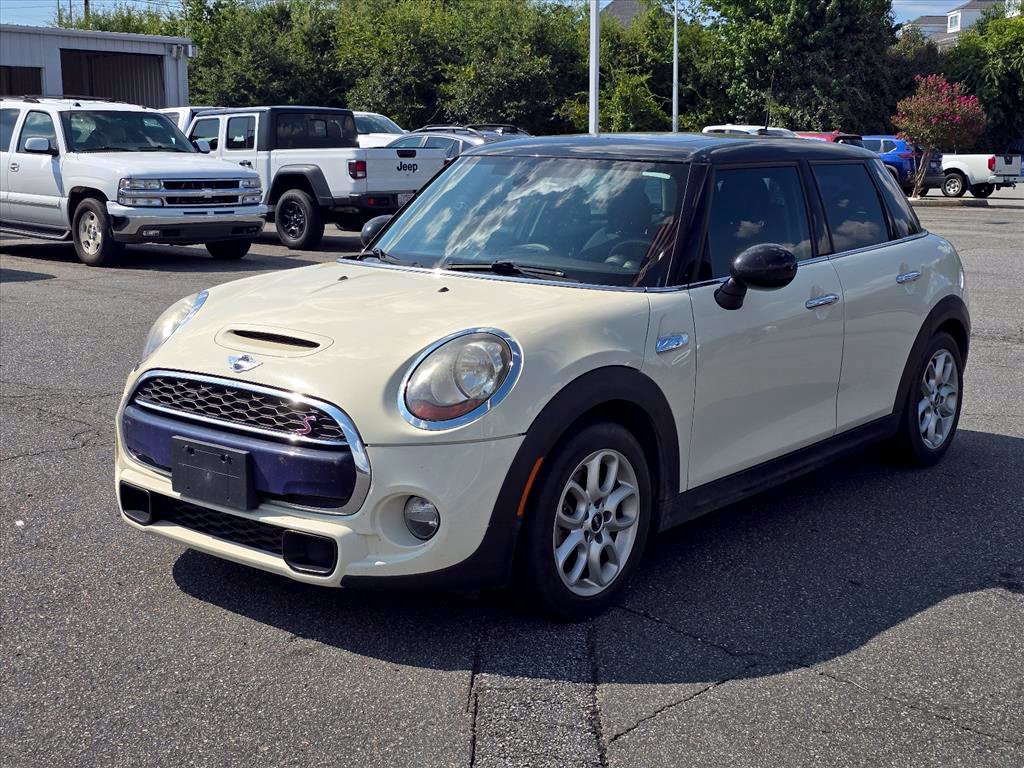 Used 2016 MINI Cooper S FWD image 2