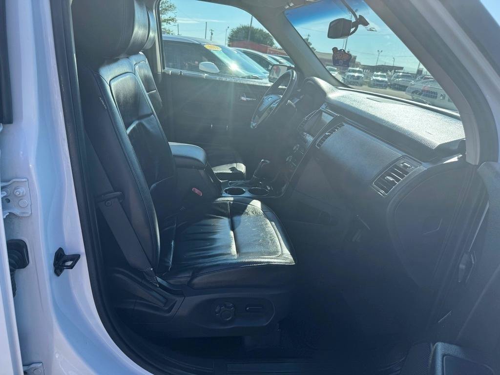 Used 2019 Ford Flex SEL w/ Equipment Group 202A FWD image 8