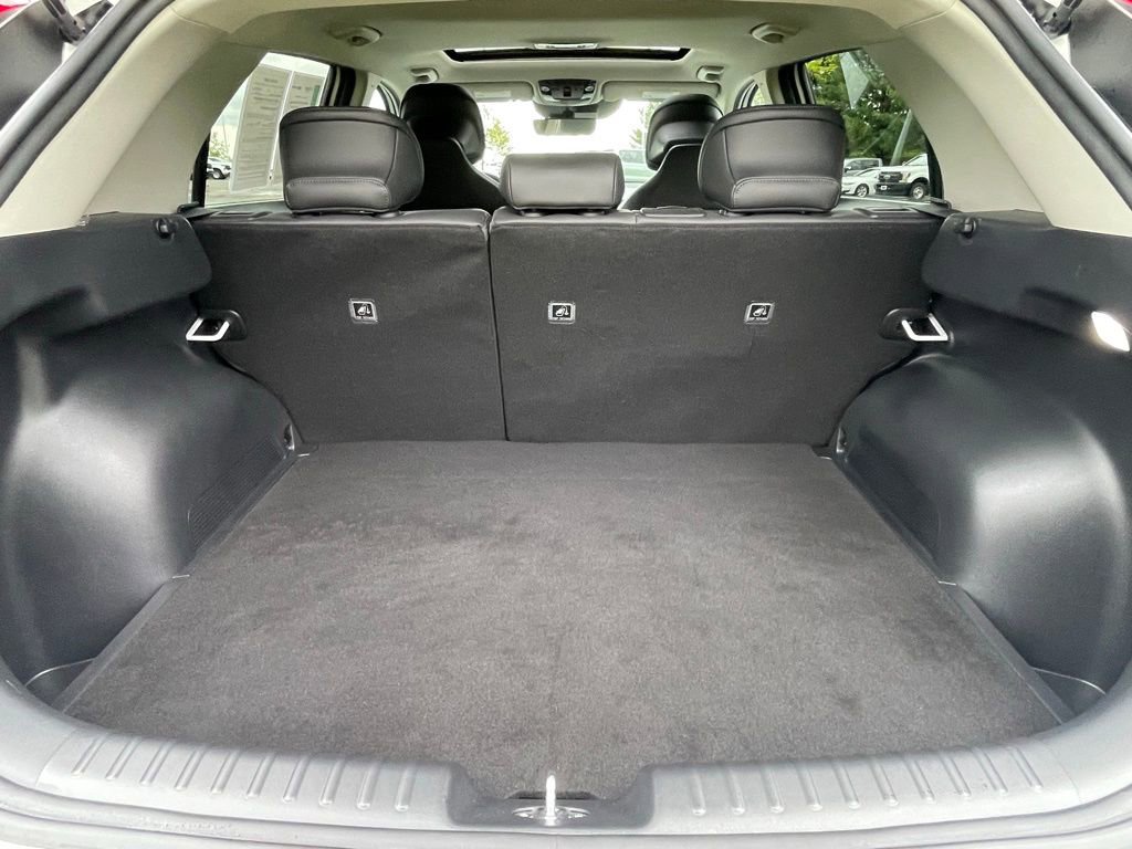 Certified 2024 Kia Niro EX Touring FWD image 16
