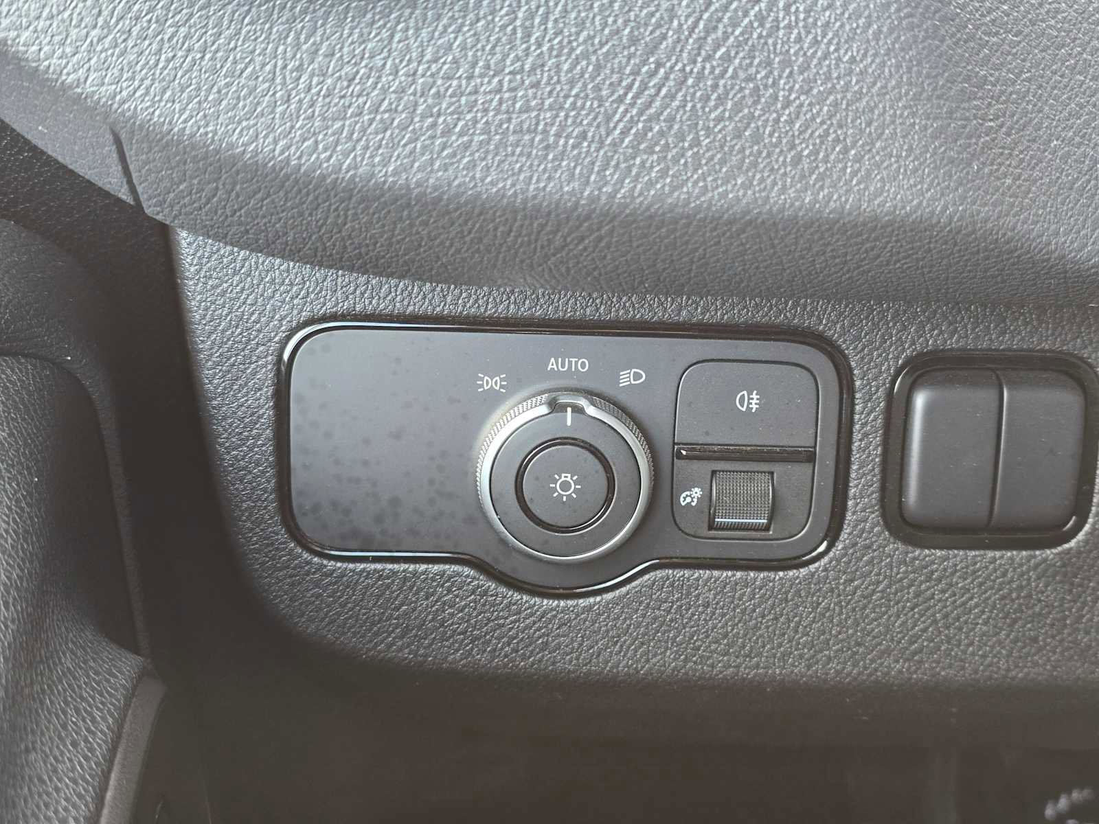 Used 2024 Mercedes-Benz Sprinter 2500 image 31