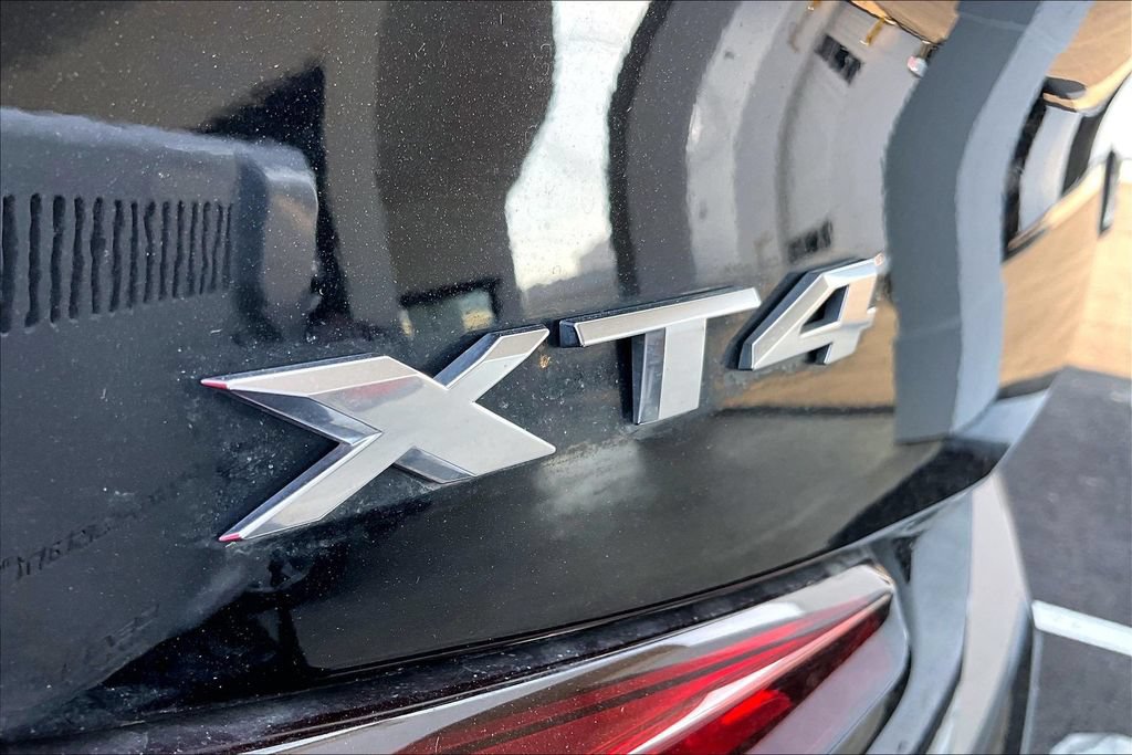 Used 2021 Cadillac XT4 Premium Luxury w/ Cold Weather Package AWD/4WD image 42