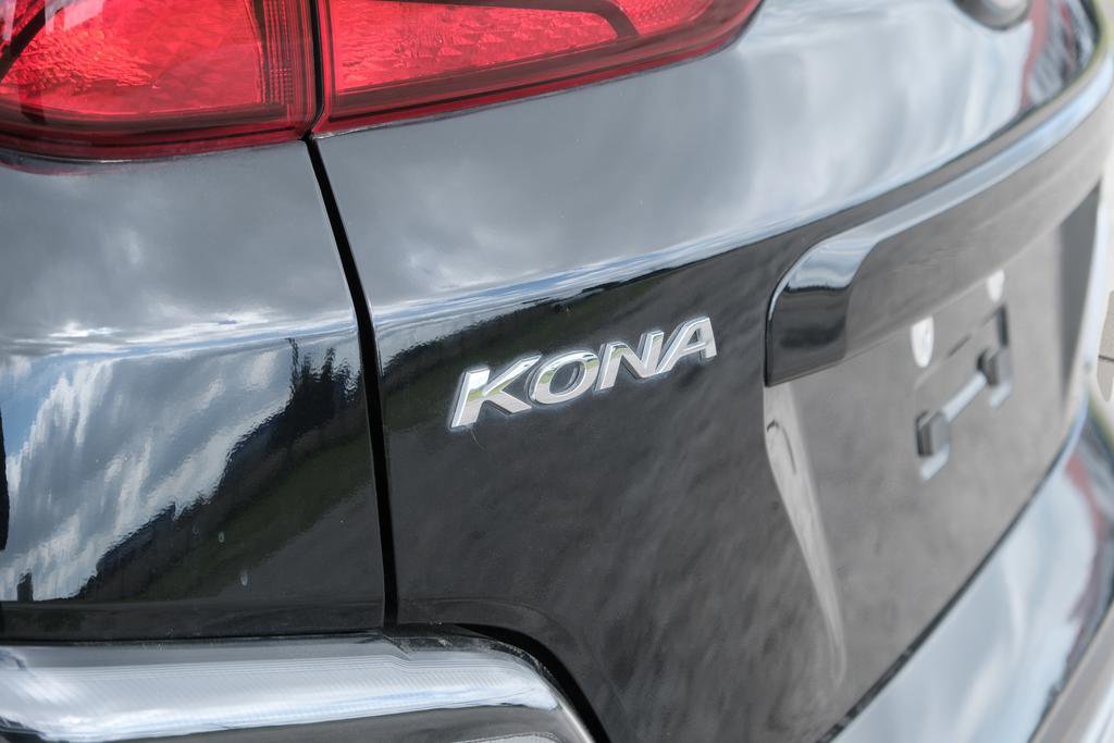 Used 2023 Hyundai Kona SE FWD image 13