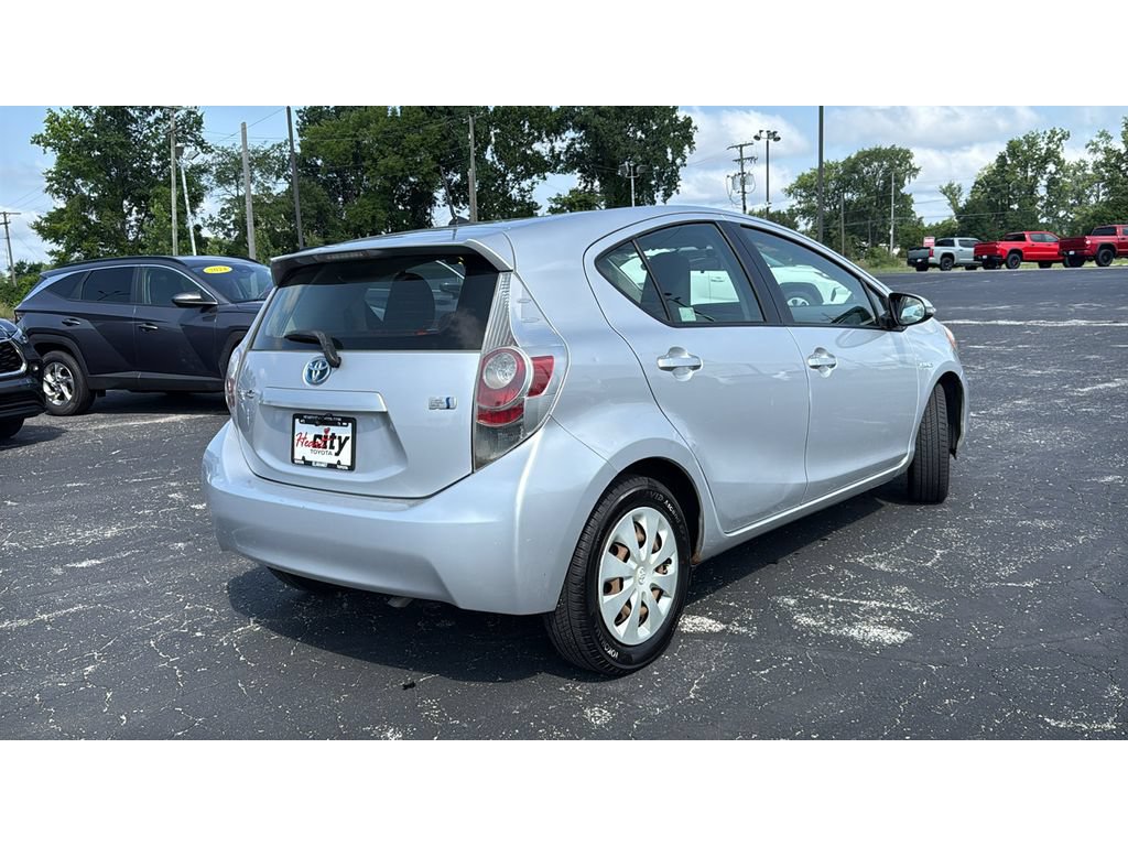 Used 2014 Toyota Prius C One FWD image 8