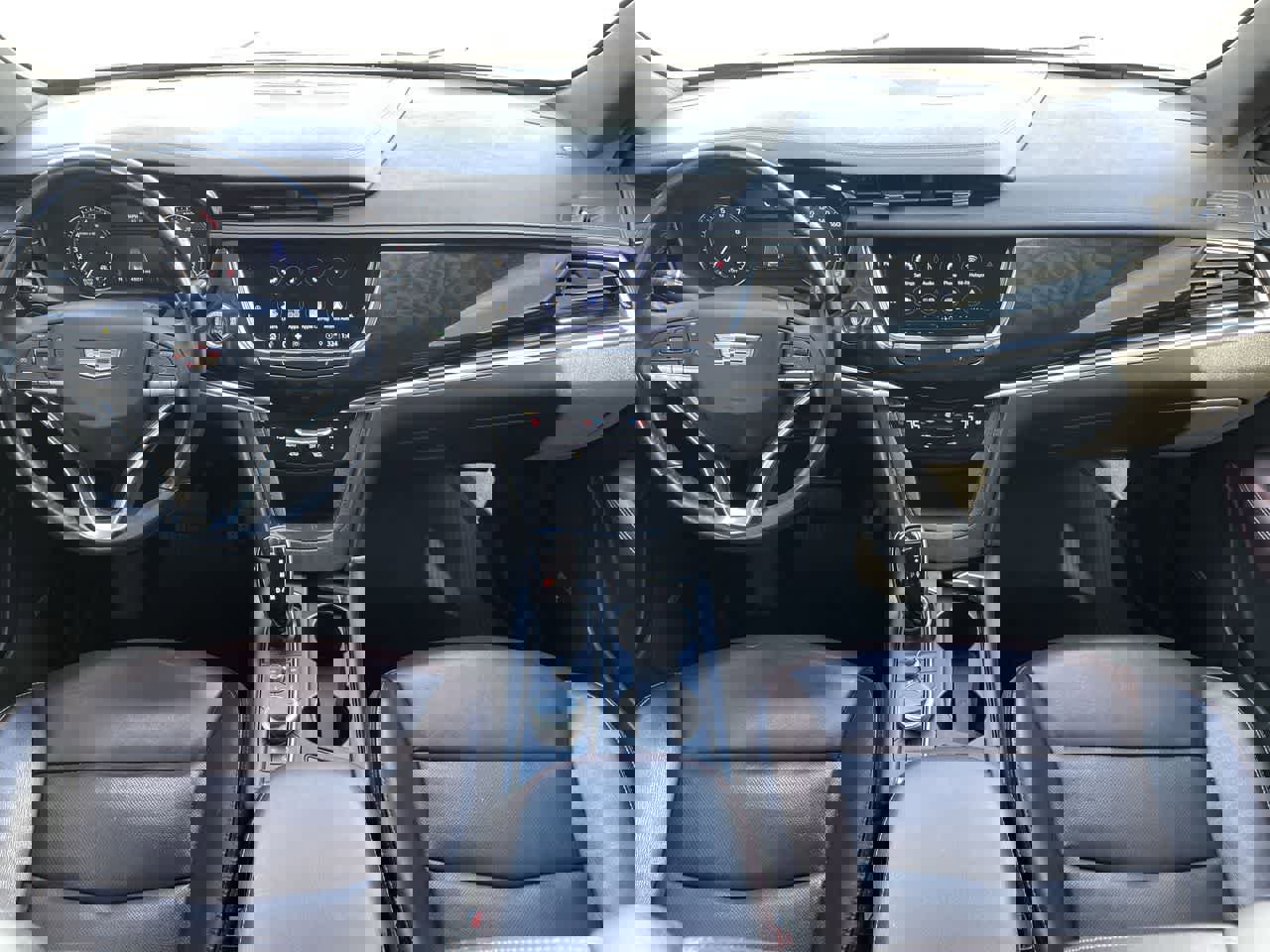 Used 2021 Cadillac XT6 Premium Luxury w/ LPO, Floor Liner Package image 25