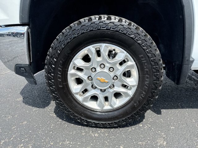 Used 2025 Chevrolet Silverado 2500 LT AWD/4WD image 10