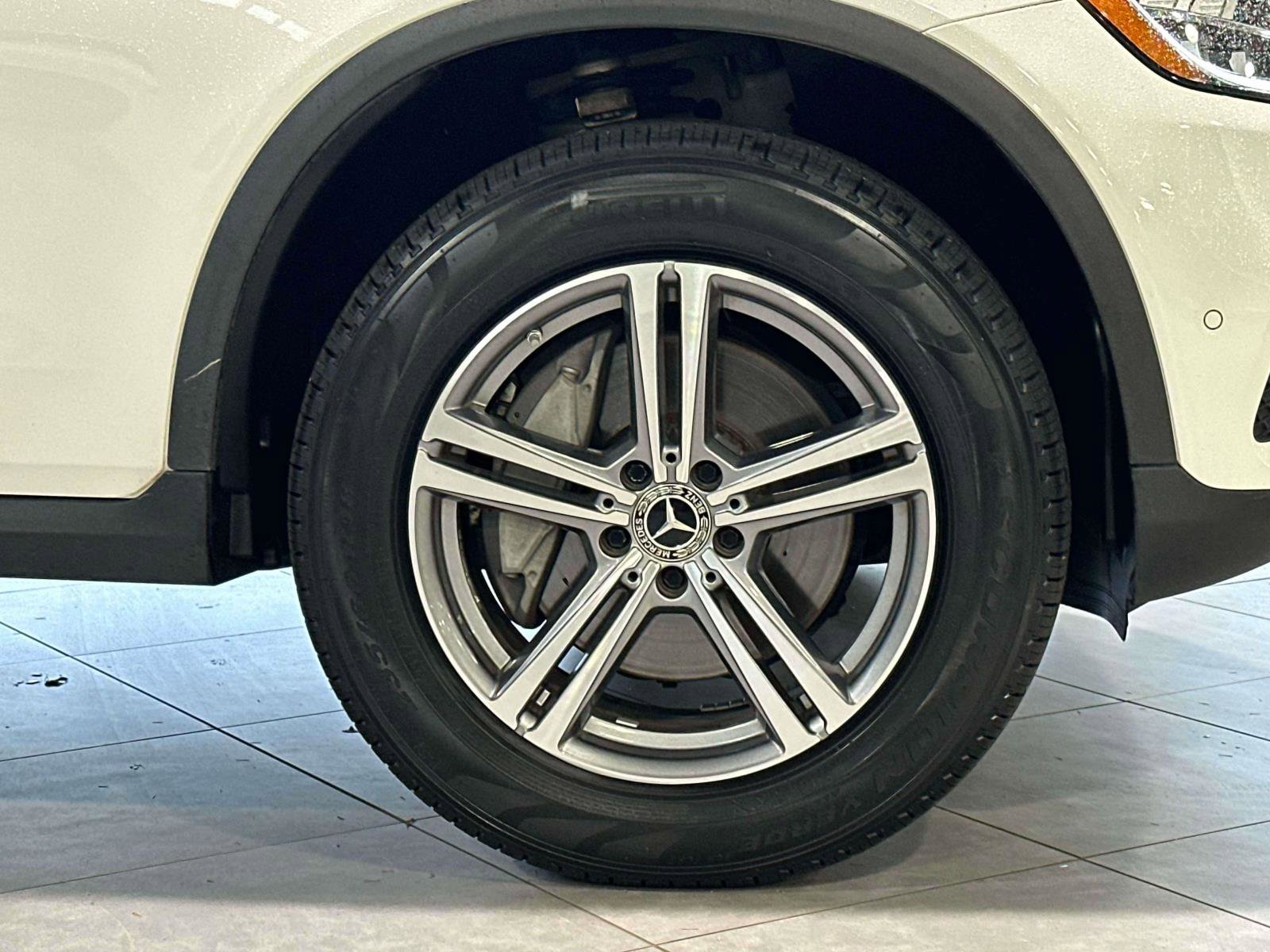 Certified 2022 Mercedes-Benz GLC 300 4MATIC image 6