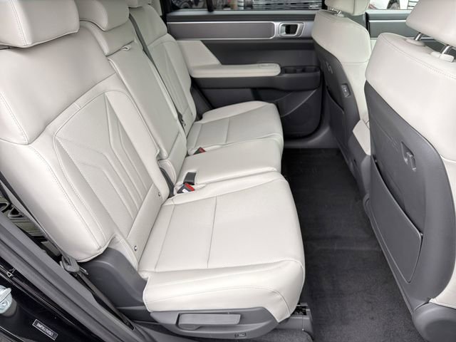 New 2026 Hyundai Santa Fe SEL FWD image 15
