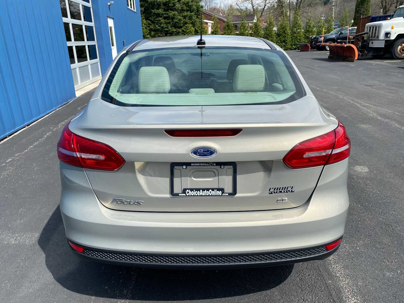 Used 2016 Ford Focus SE w/ SE Cold Weather Package image 12