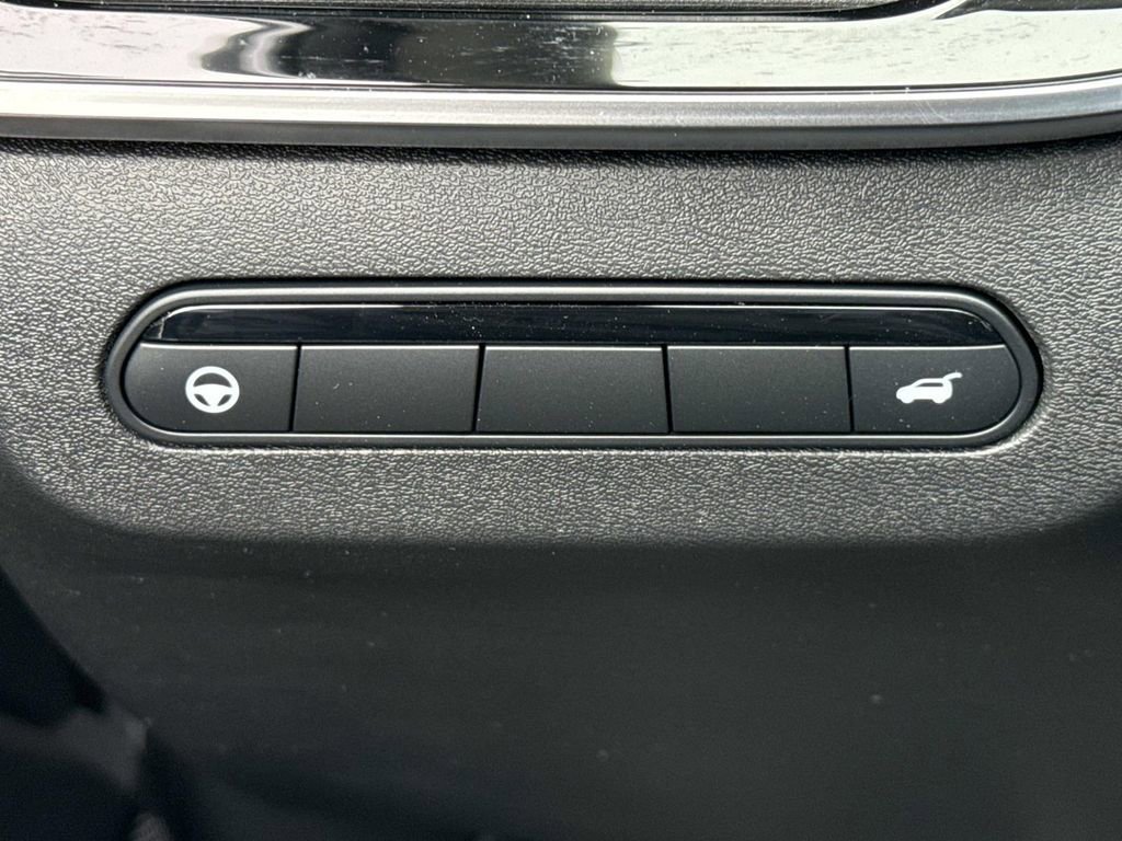 New 2026 INFINITI QX60 Luxe w/ Cargo Package image 13