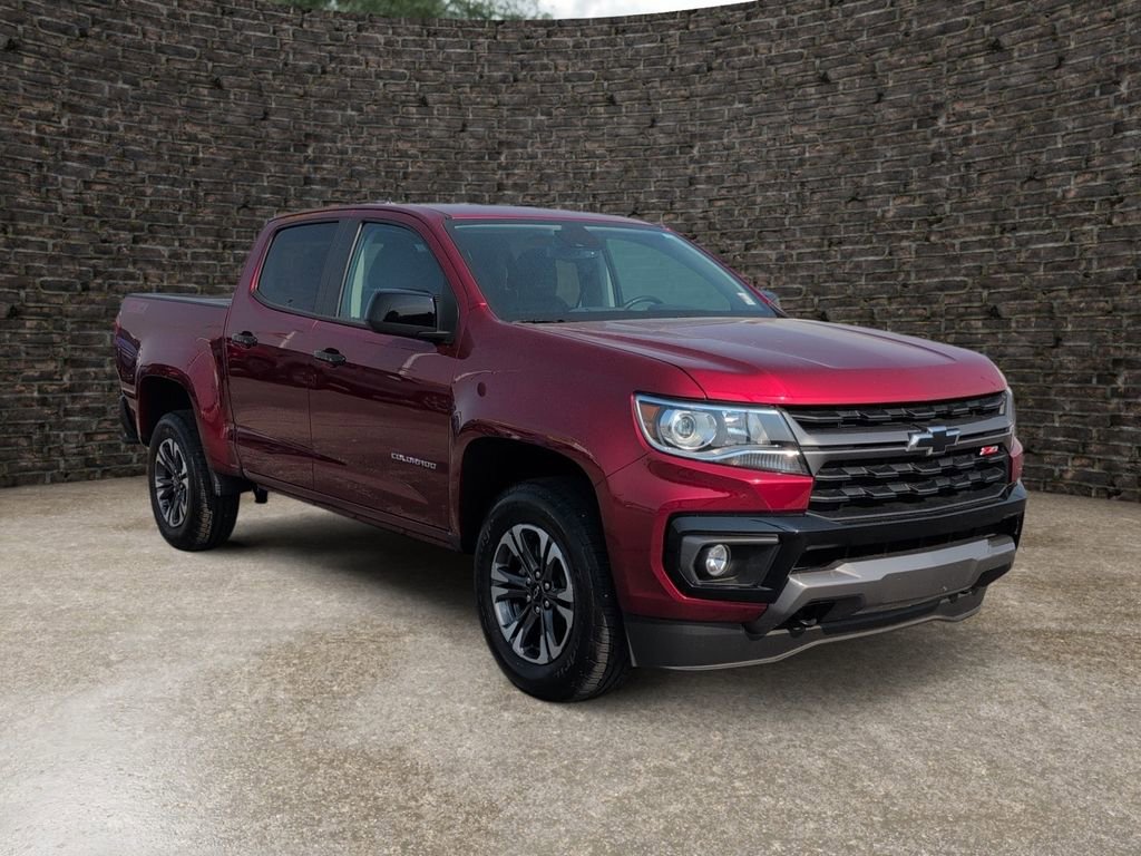 Used 2021 Chevrolet Colorado Z71 w/ Safety Package image 2