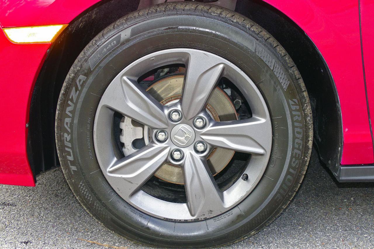 Used 2024 Honda Odyssey EX image 11