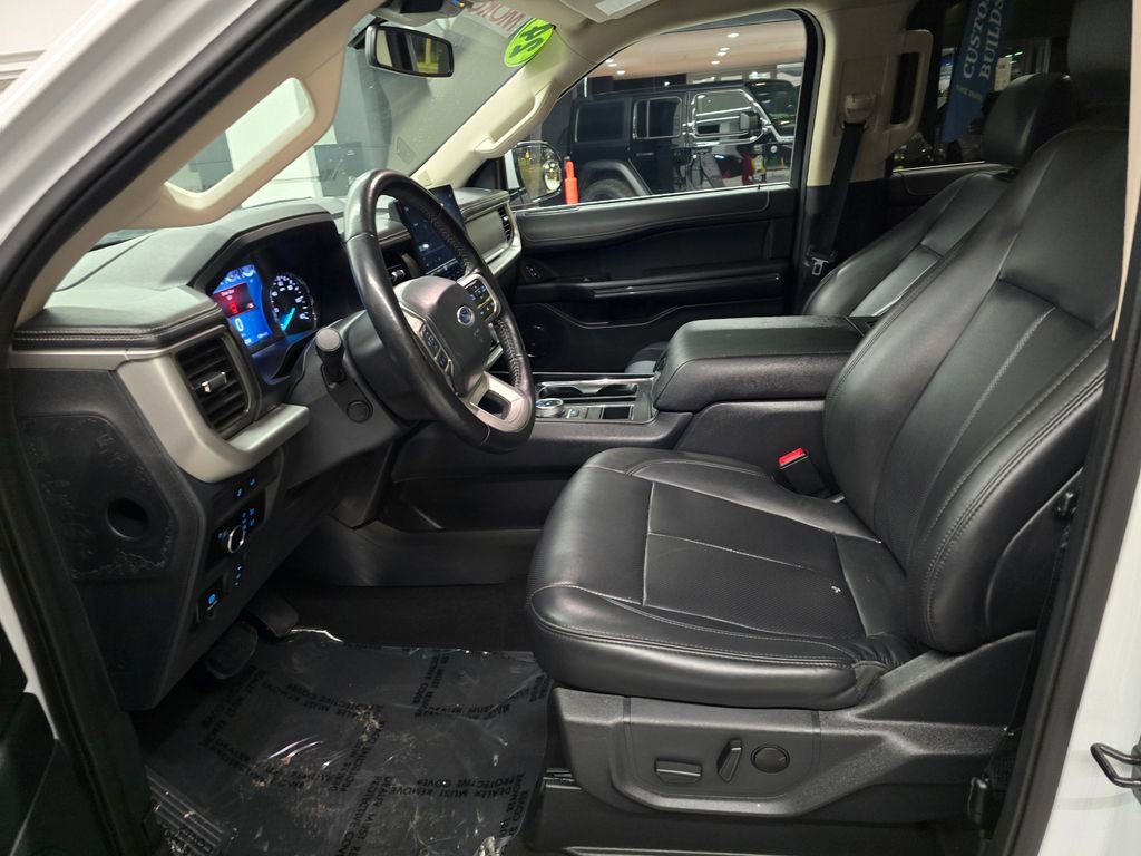 Used 2024 Ford Expedition Max XLT RWD image 18